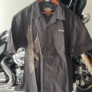Harley-Davidson shirt